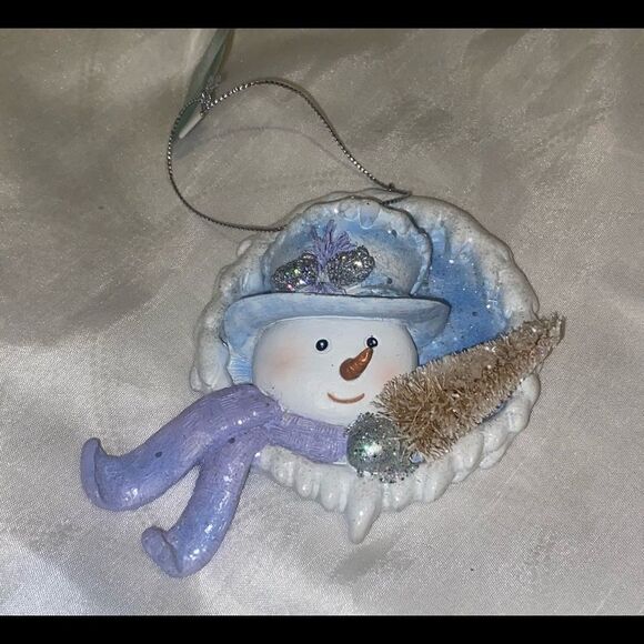 Kurt Adler Blue/White Snowman Disc Ornament‎ with White Tree 4" Resin NWT - Picture 1 of 6